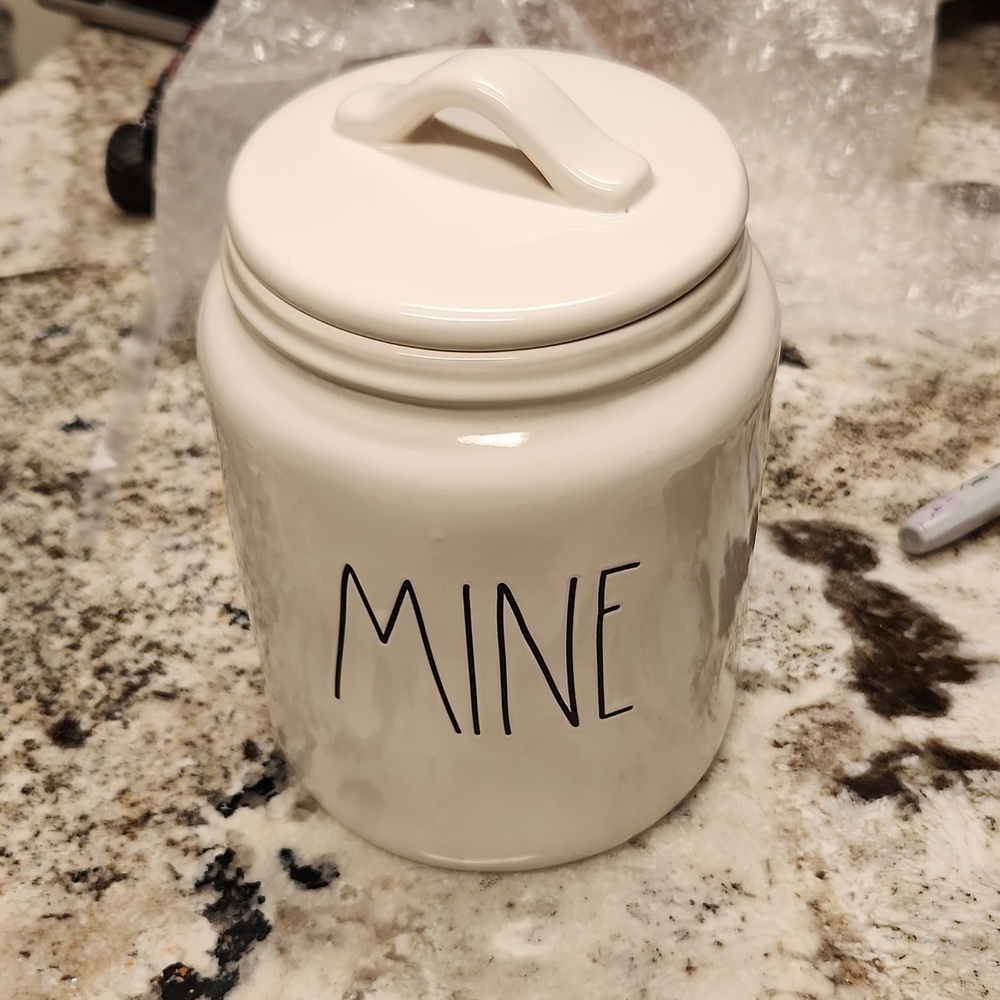 Rae Dunn Mine Container new be mine Valentine